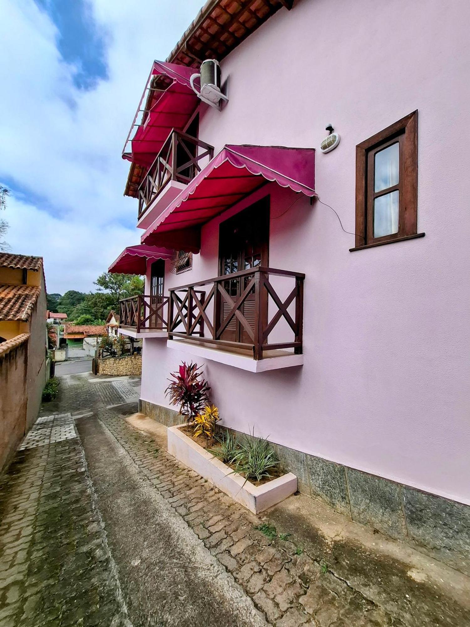Casa Rosada Seu Refugio Na Serra Miguel Pereira Buitenkant foto