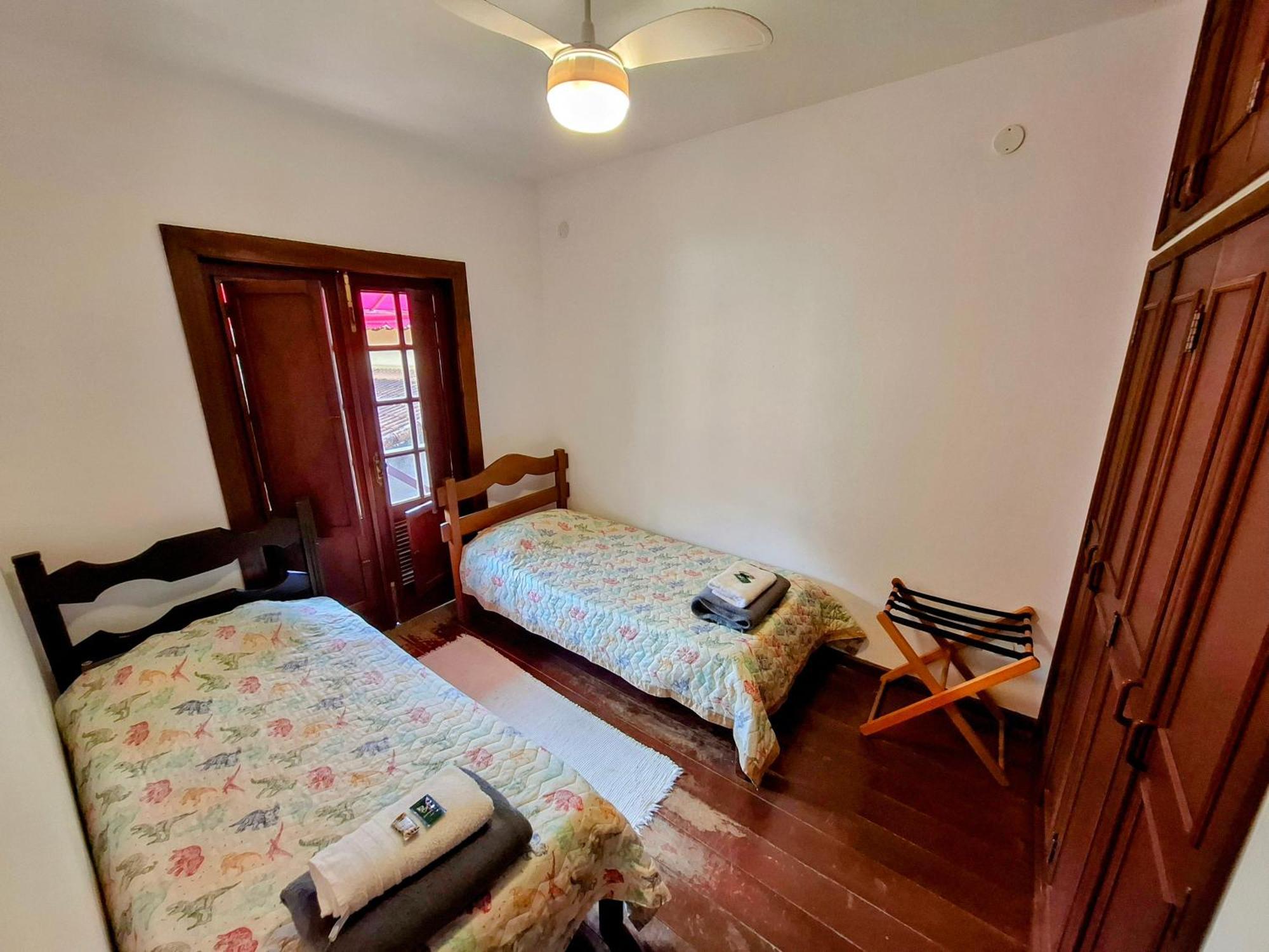Casa Rosada Seu Refugio Na Serra Miguel Pereira Buitenkant foto